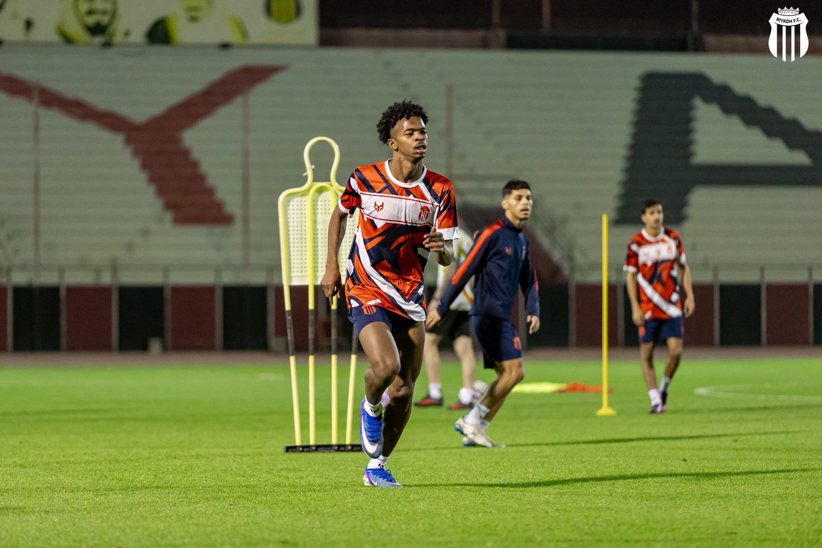 Al-Riyadh Saudi Club tweet media