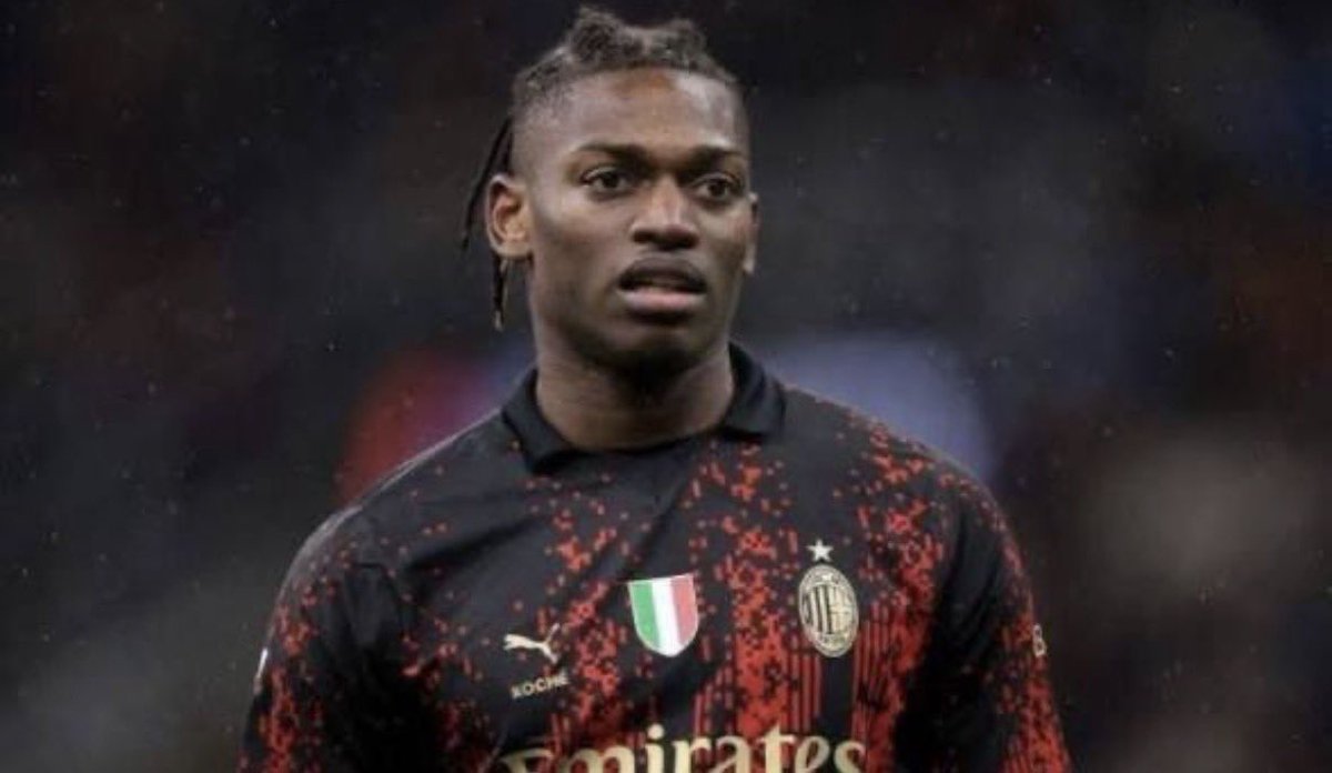 𝐆𝐚𝐥𝐚𝐃𝐞𝐥𝐢𝐬𝐢 tweet media