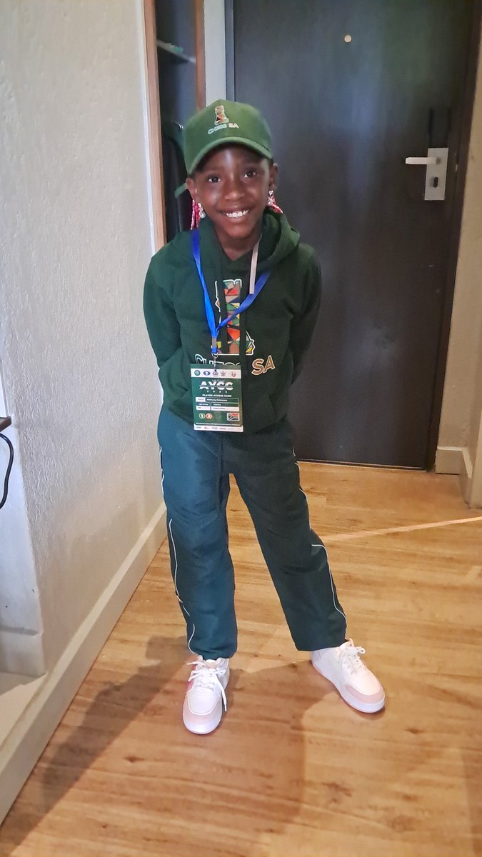 Mphoza⚘ tweet media