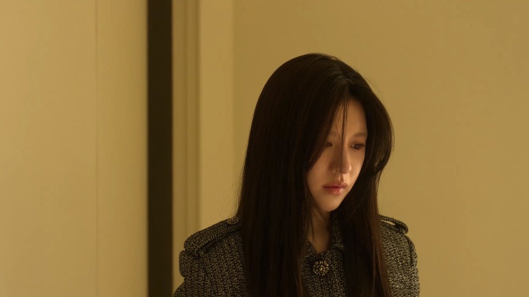 go younjung source tweet media