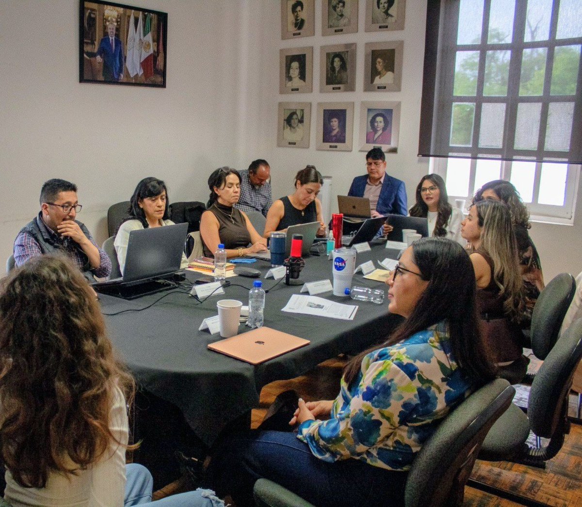 DIF_Michoacan's tweet photo. El Consejo Técnico de Adopción y Acogimiento Familiar del Estado de Michoacán sesionó para fortalecer acciones en favor de niñas, niños y adolescentes susceptibles de adopción, priorizando siempre su bienestar y desarrollo integral 💙👨‍👩‍👧‍👦✨
 #MichoacánEsMejor #CrianzaConConciencia https://t.co/G2tn7bjCH2