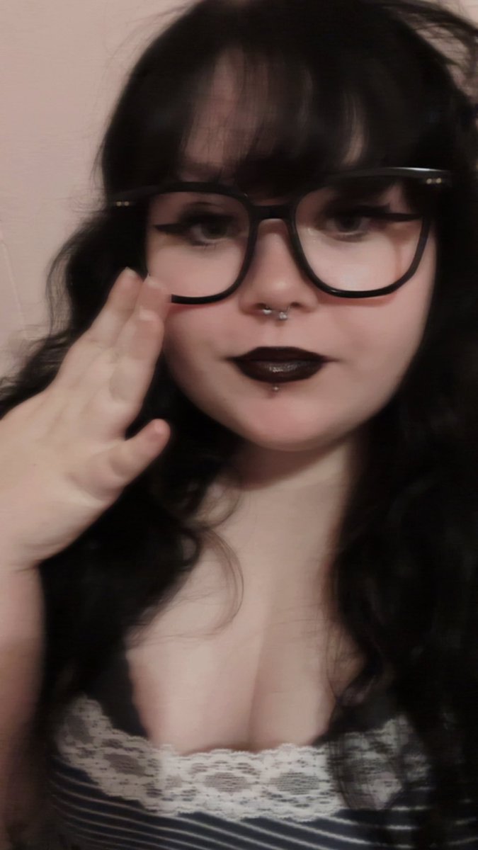 ᭝ ᨳଓ ՟ devi tweet media