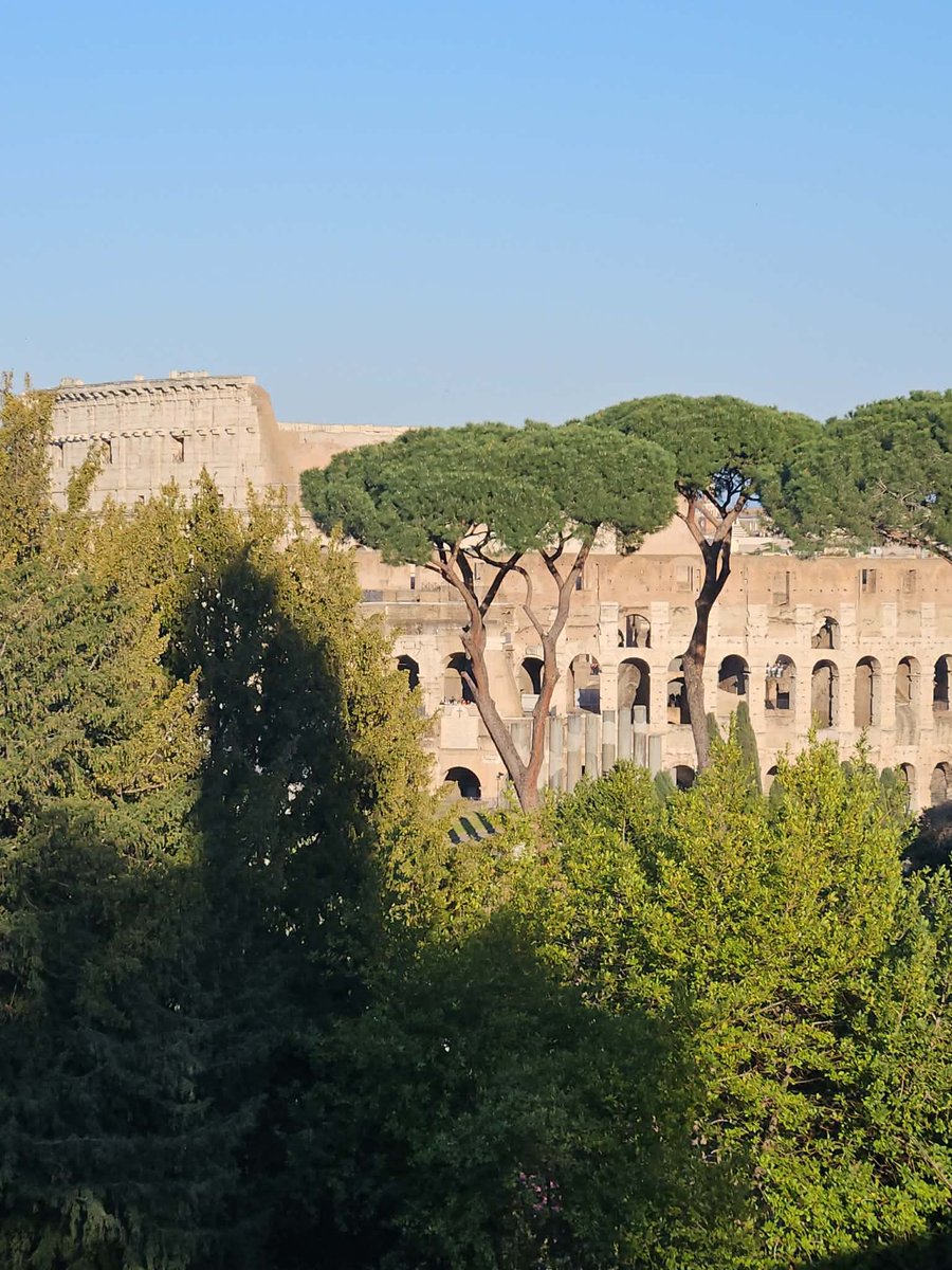 Евгений Понасенков tweet media
