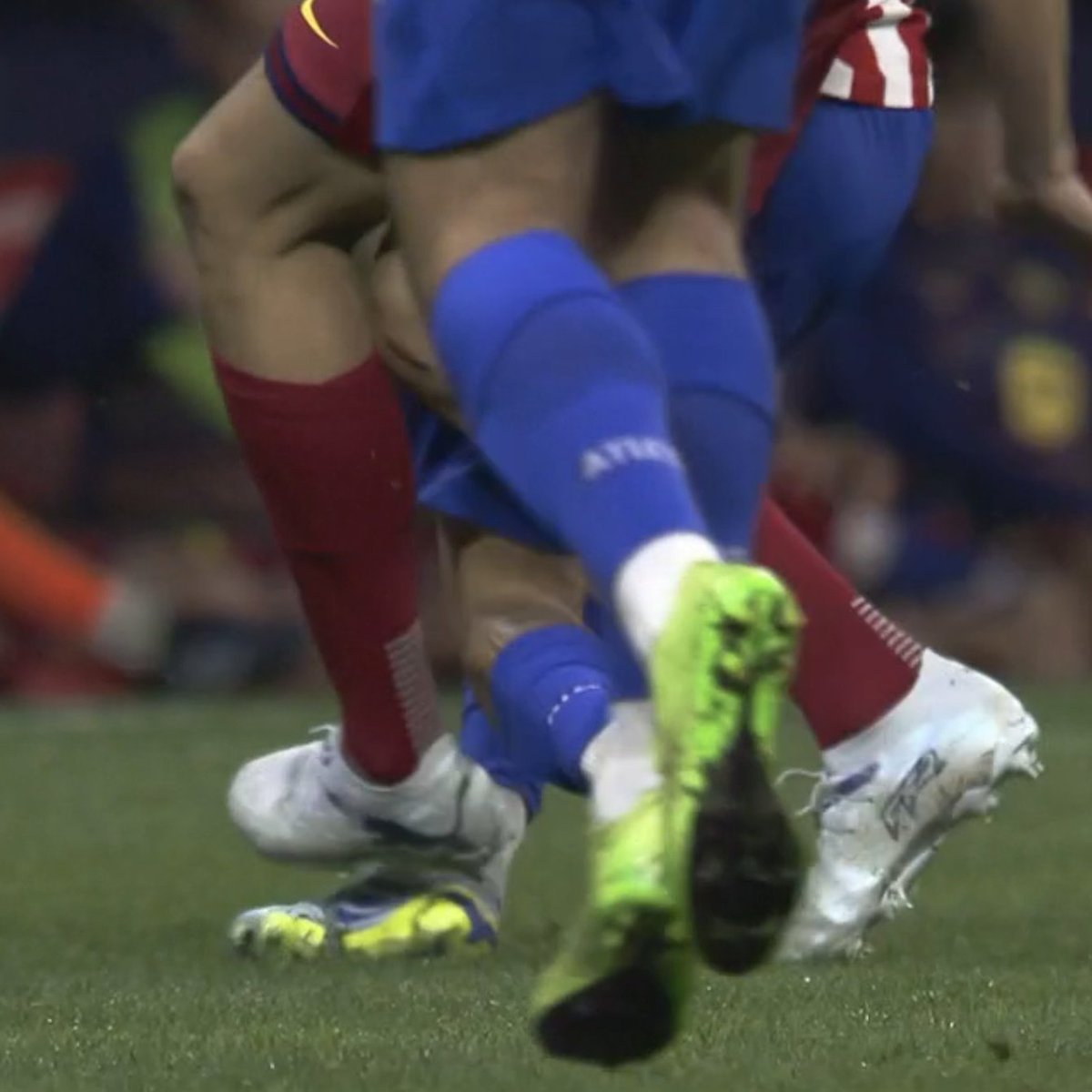 Instant Foot ⚽️ tweet media