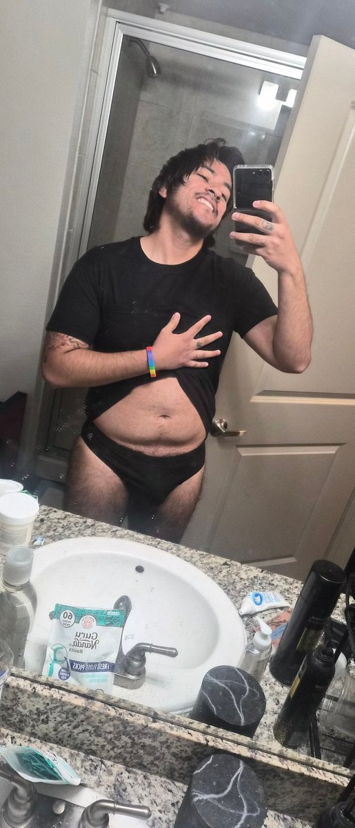 OhSpxcyyy's tweet photo. Got new undies 😴😛🫦😭💪🏽😬🫩
#hola #gordito #latino #mexican #emoboy #underwear https://t.co/wain4rWQiu