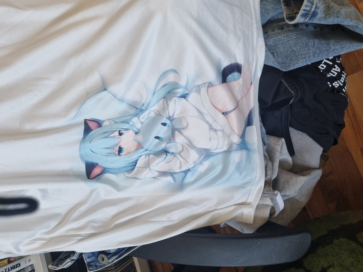 Between my Trip to efm i become such cutie t Shirts x3 i love she soooo much