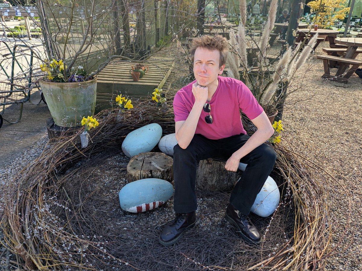 martgathercole's tweet photo. Took #1son on an Easter egg hunt today, he couldn't find any so we had lunch at Beth Chattos garden😉 https://t.co/aTFEIaRk0D