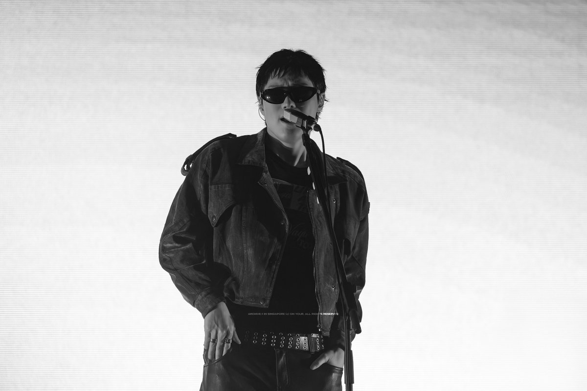 ᵒⁿ ʸᵒᵘʳ· tweet media