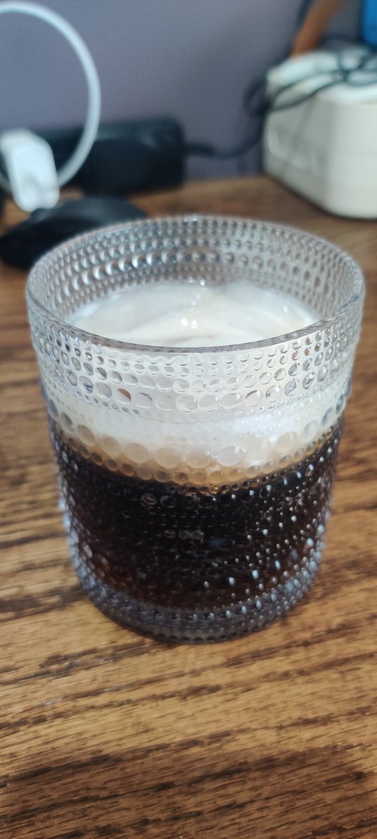 meeshy peeshy 🐝✨ tweet media