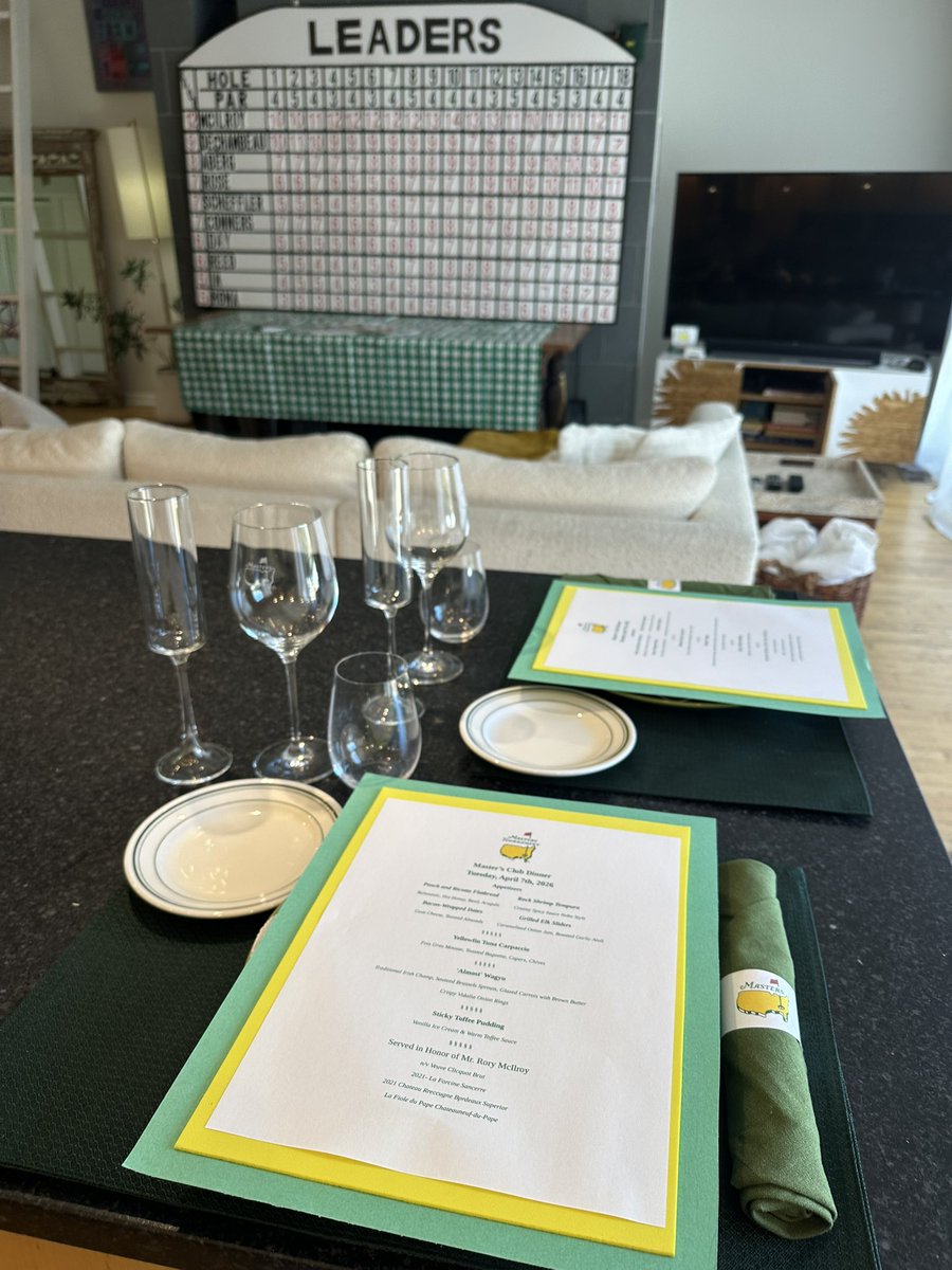 MaybeSoMaybeLot tweet media