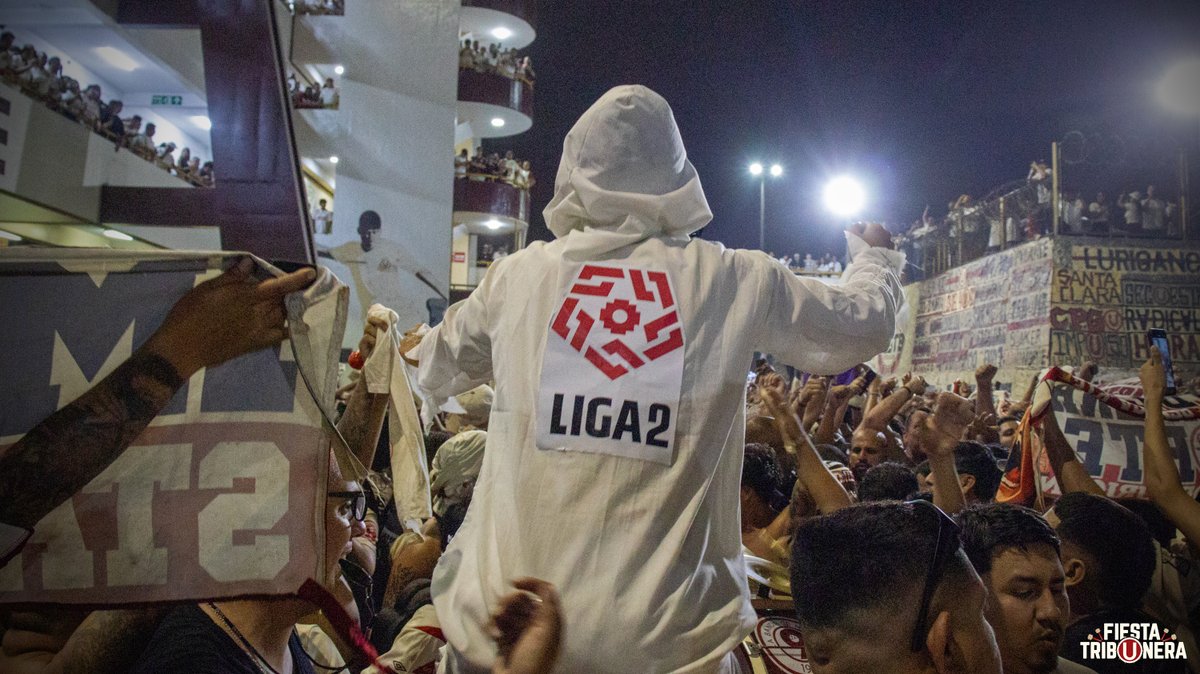 FTribUnera's tweet image. 📸 Universitario x Cagones
#YDaleU #Liga1TeApuesto #Ux👻