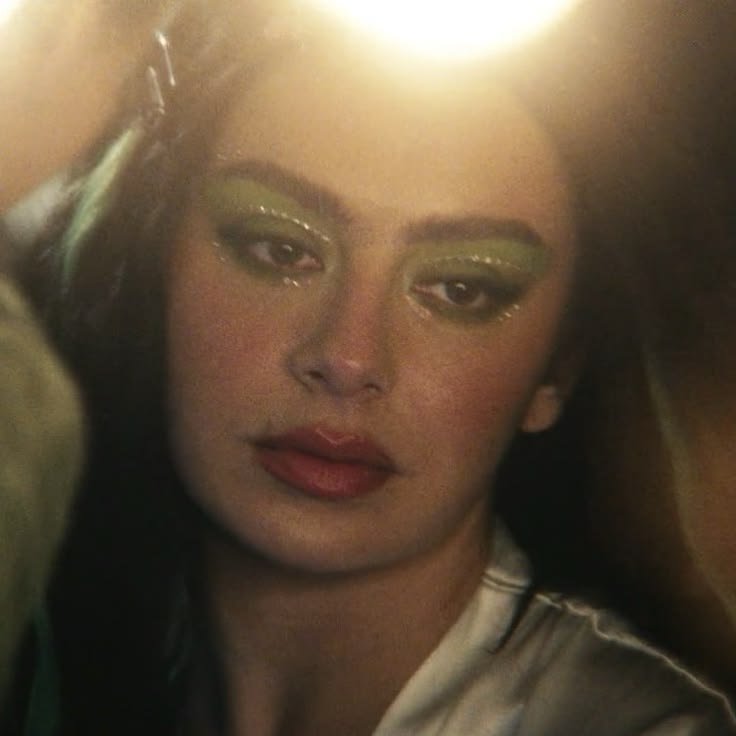 charli xcx museum (@xcxiconic) on Twitter photo 