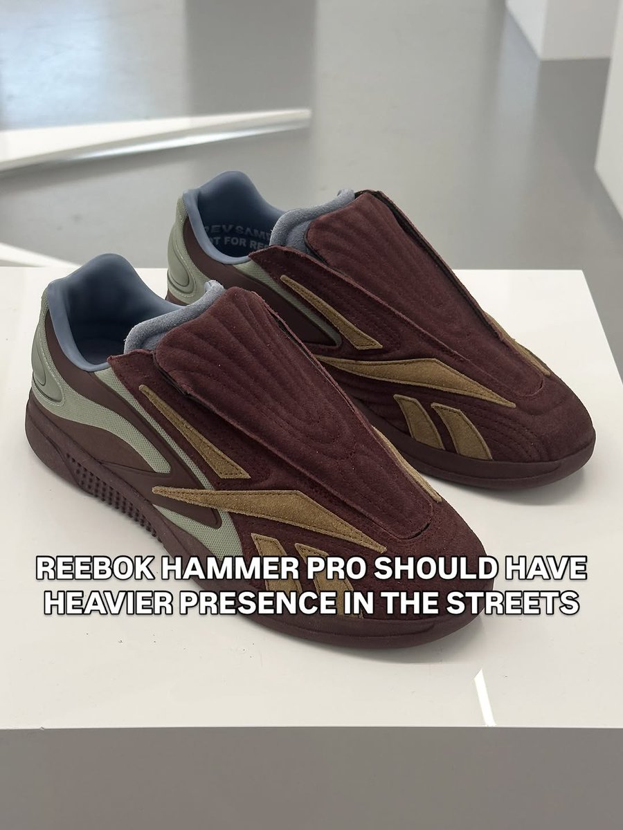 JustFreshKicks tweet media