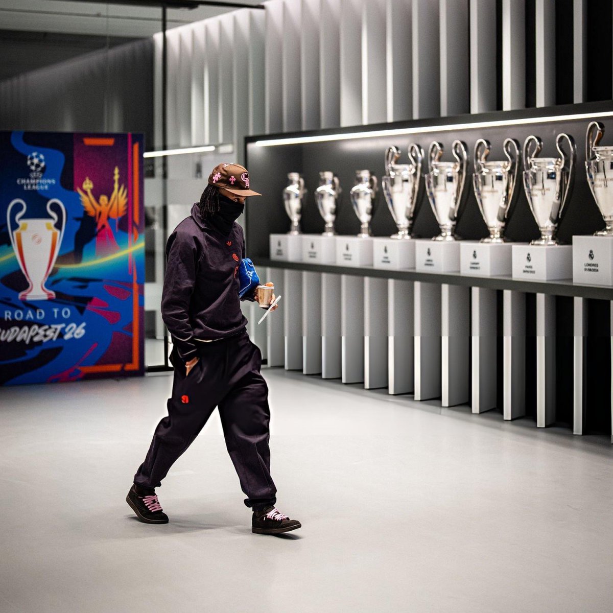 theMadridZone's tweet image. Michael Olise arrives.