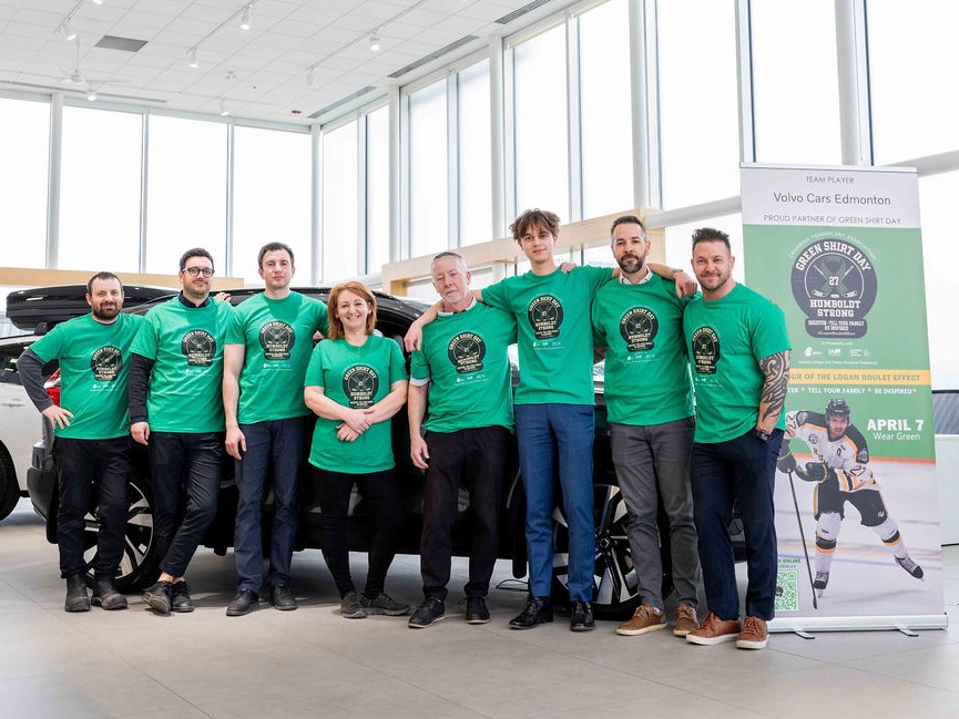 VolvoEdmonton's tweet photo. Volvo Cars Edmonton is proud to support Green Shirt Day as a Team Player Sponsor! 
We honour the legacy of Logan Boulet and the Humboldt Broncos by joining in raising awareness for organ donation. 💚
@greenshirtday #GreenShirtDay #LoganBouletEffect https://t.co/yf2QxiHu1D