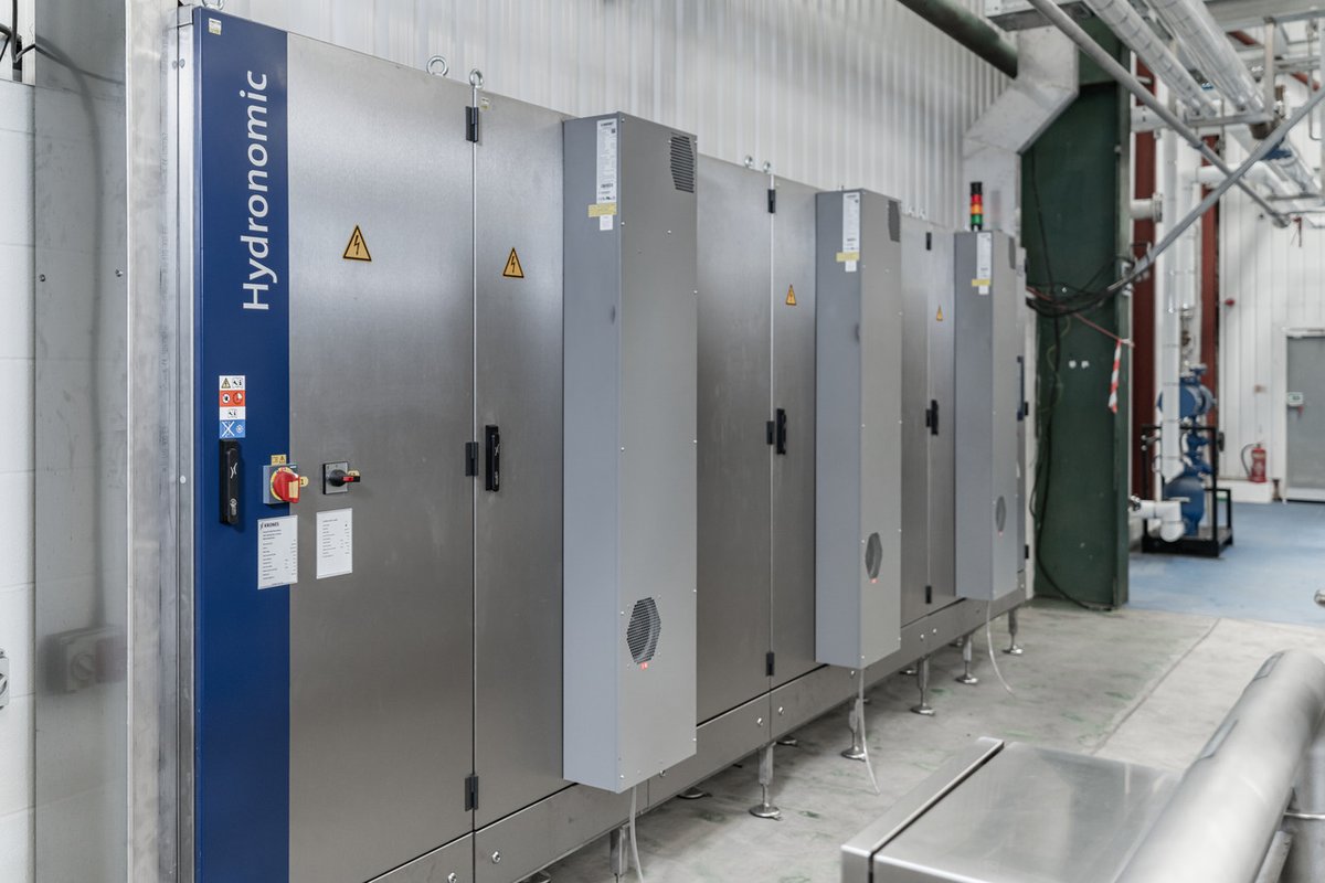 KronesAG's tweet image. Our Hydronomic: ♻️💧

With the Krones process technology, you will give your water exactly the character which will meet the requirements of your product and customers.

#Krones #KronesAG