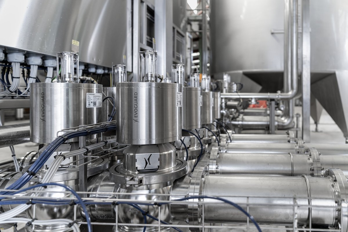 KronesAG's tweet image. Our Hydronomic: ♻️💧

With the Krones process technology, you will give your water exactly the character which will meet the requirements of your product and customers.

#Krones #KronesAG