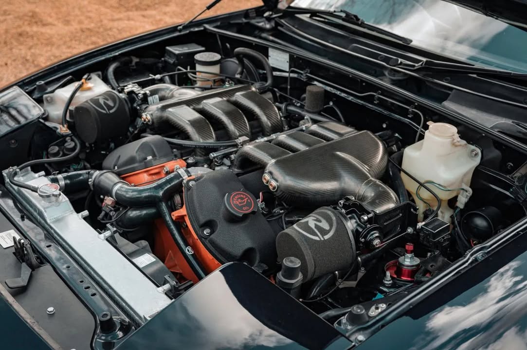 PistonHeads's tweet image. Fun has become a relative concept in 2026. But if you can't have some in a V6-powered NA, then all hope is lost: pistonheads.com/news/mazda/mx-…