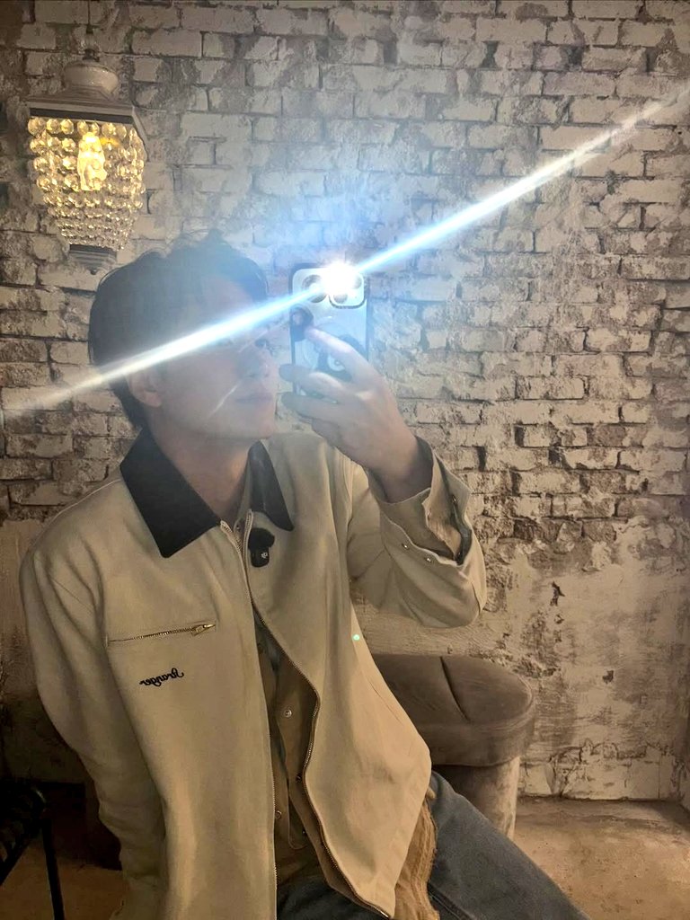 __jonghyeon is baby ✨ &U tweet media