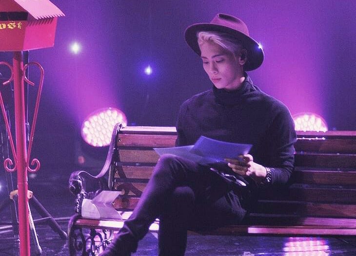 Midnight tweet media