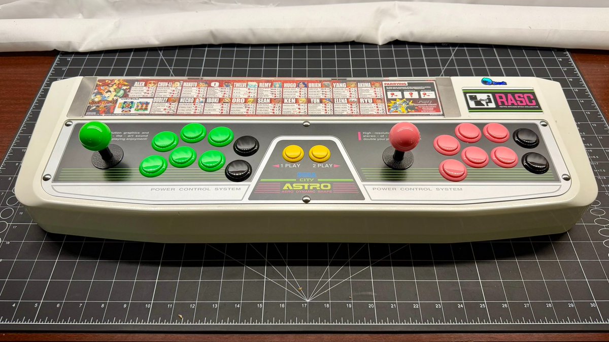 jonyfraze's tweet image. Question for my #3rdStrike peeps: 

If a CPS3 board isnt available for offline play, do you guys prefer the final burn / fightcade 990512 rom version or SF30th version on PC? Will be bringing my modded Sega 2P Astro City controller for it!

#fgc