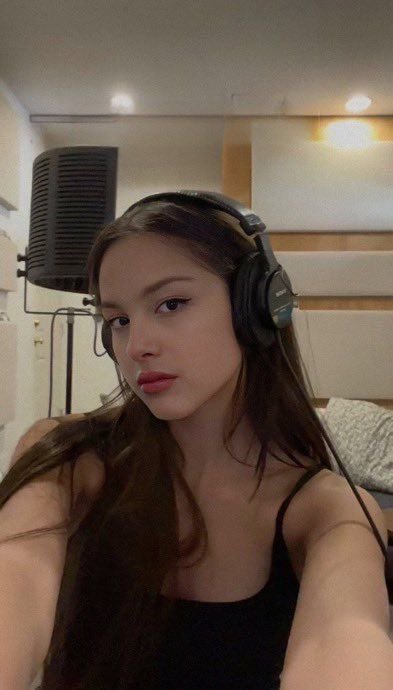 BL Connoisseur | He/They tweet media