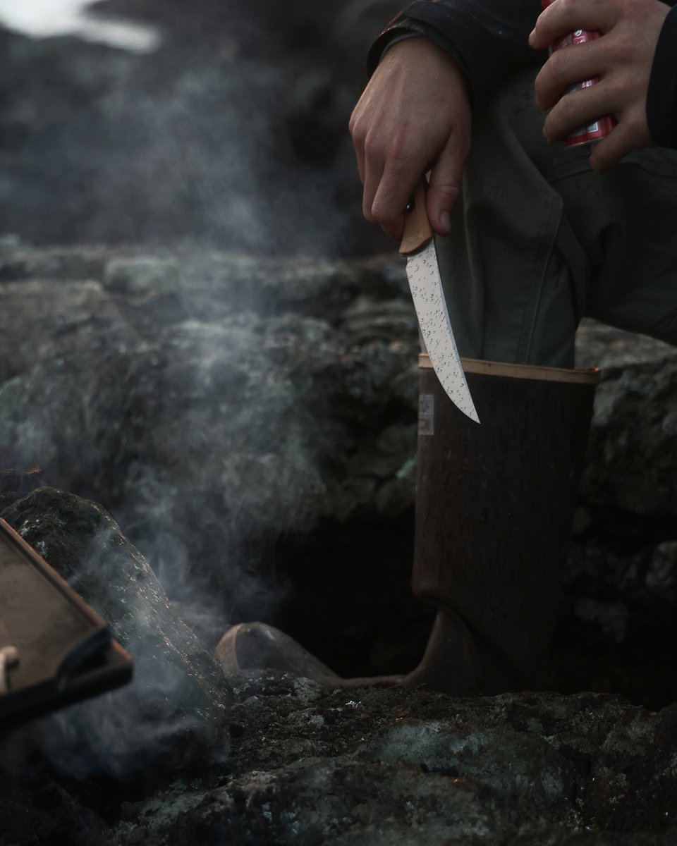 BenchmadeKnives's tweet image. The Meatcrafter® is built for confident slicing, trimming, and deboning. From field to board, camp to counter.

Precision-tuned with SelectEdge® and designed for control where it matters most. It delivers balance, feel, and performance in every cut.

“Lightest, sharpest knife