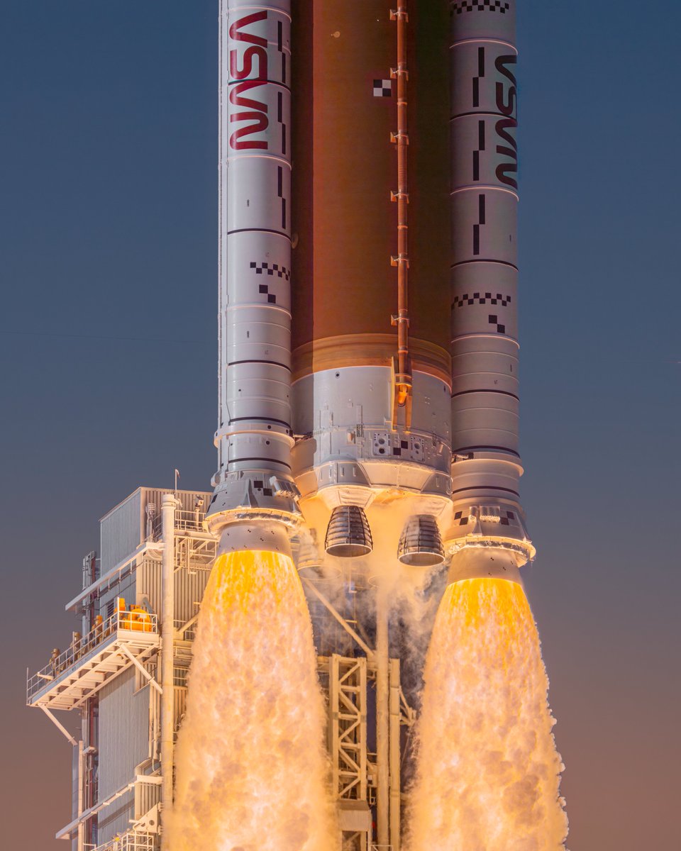 Andrew McCarthy tweet media