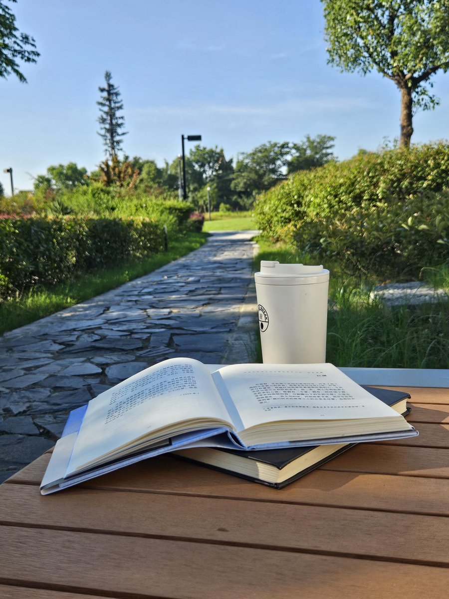 john_spute's tweet photo. Sunshine, a good book, and a cozy spot—perfect way to slow down this weekend. https://t.co/iNbEnhhqXl