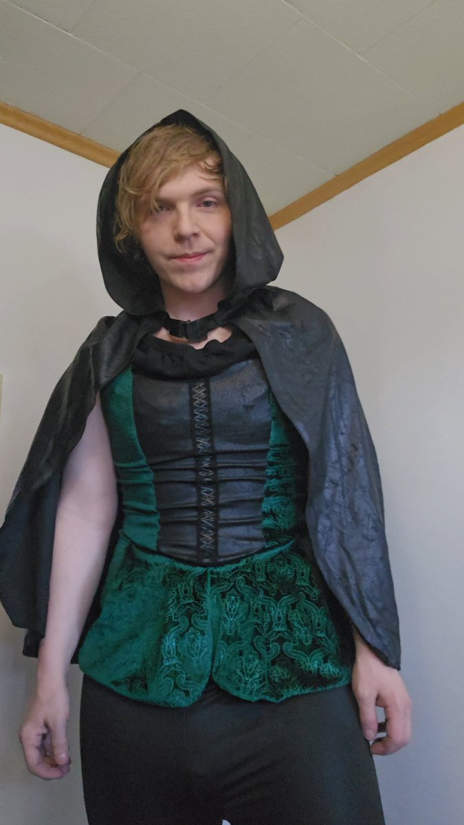 eauoria's tweet photo. A wild femboy elf appears!

#femboy #gay #teen #femme #trans #cute #cum #cock #of https://t.co/mzmVPh8h03