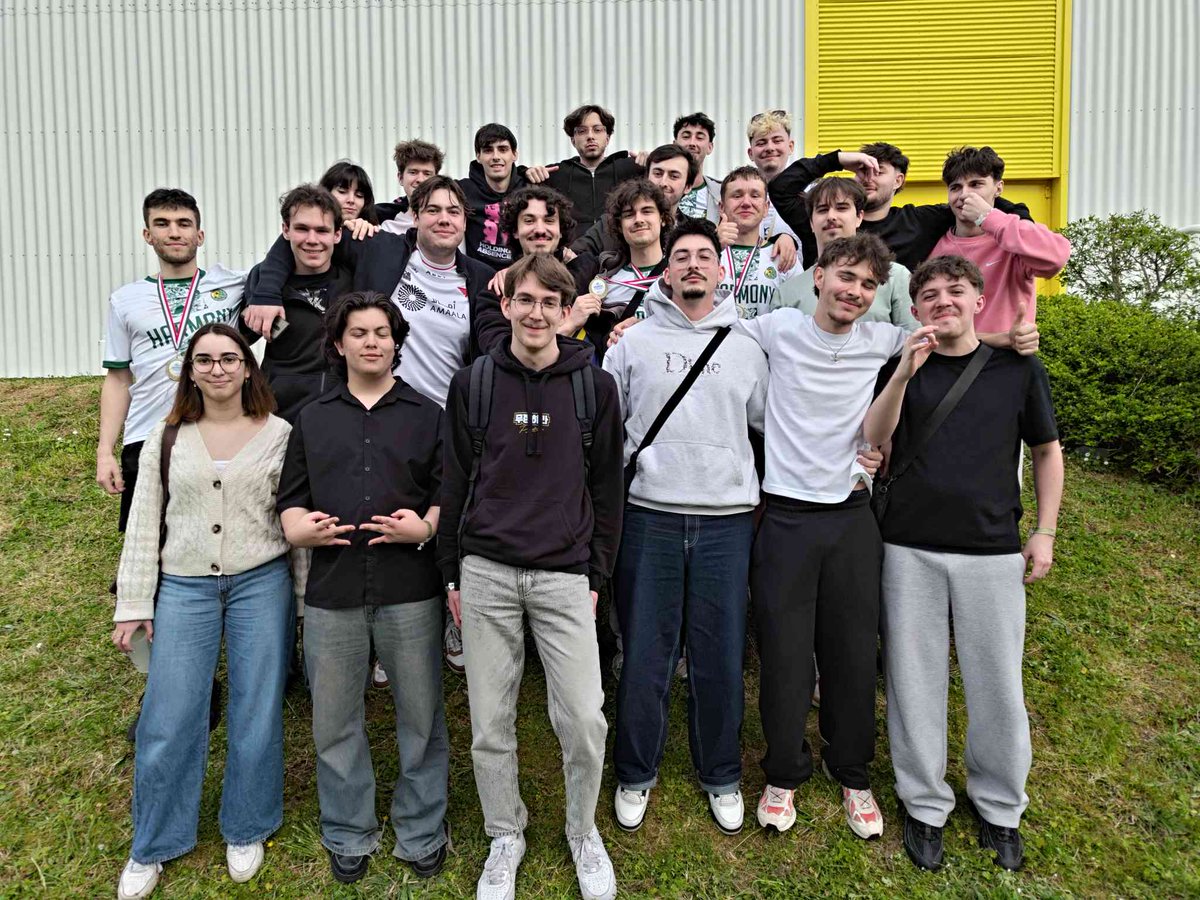 gab / versio 𓀁 tweet media