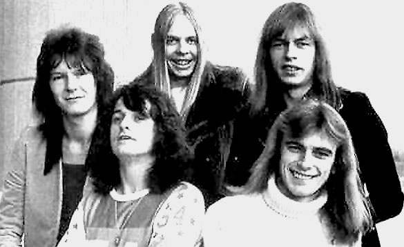 radiorockuk's tweet photo. Coming Up on Radio Rock UK:
Yes - Sound Chaser https://t.co/Po8mMyKyEh
#ProgressiveRock #BritishProg #RockProgressif #YesFans #YesMusic #YesOfficial #YESfeaturingARW #JonAnderson #SteveHowe #PatrickMoraz #AlanWhiteYes #ClassicProg #OnlineListen #RockProgressive #MusicPlaying https://t.co/X5efouBzLw