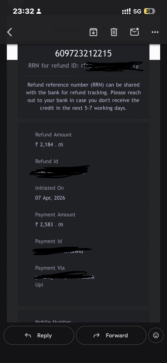 YuviPlayzz's tweet photo. @PumaIndia I cancelled my order while it was still in processing stage, but ₹399 was deducted from my refund. As per policy, I should receive full refund. Please resolve this ASAP. https://t.co/sDd9ysI4C5