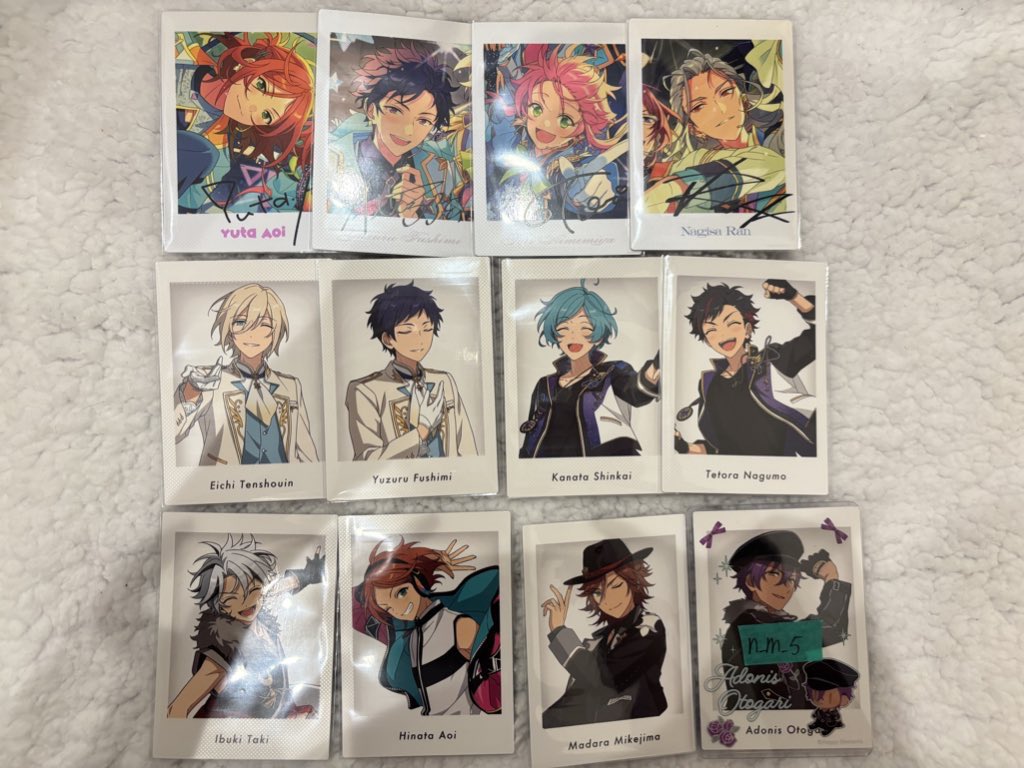 n__m_5's tweet photo. ［交換］あんスタ 展示会 特典 ぱしゃっつ

［讓］凪砂 茨 ジュン 燐音 こはく 凛月 薫 英智 弓弦 桃李  奏汰 鉄虎 維吹 斑 ひなた ゆうた
［求］アドニス ジュイス 宗 みか
周年⇔特典◎

郵送.手渡し
郵送は3〜

1枚目はジュイス.みかとの交換又は2枚目同数含む場合のみ
お気軽にお声掛けください🕊️ https://t.co/EqmFRgK17g