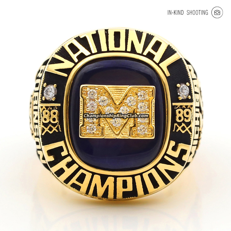 CustomizedRing's tweet photo. 1989 Michigan Wolverines Men's Basketball National Championship Ring #Michigan #Wolverines #MichiganWolverines #MichiganBasketball #GoBlue  #ChampionshipRing #finalfour #MarchMadness #MFinalFour https://t.co/5ZWk3PcFrJ