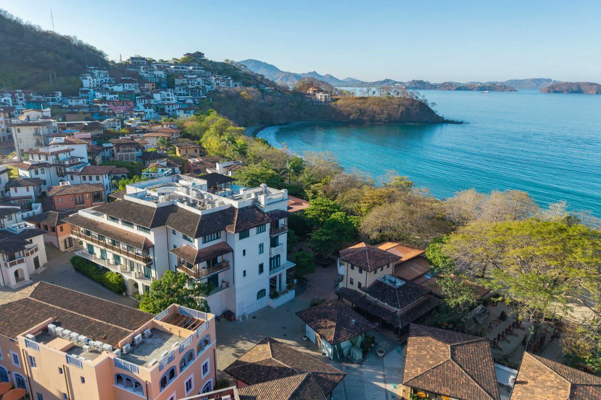 Jake Nomada 🌎 tweet media