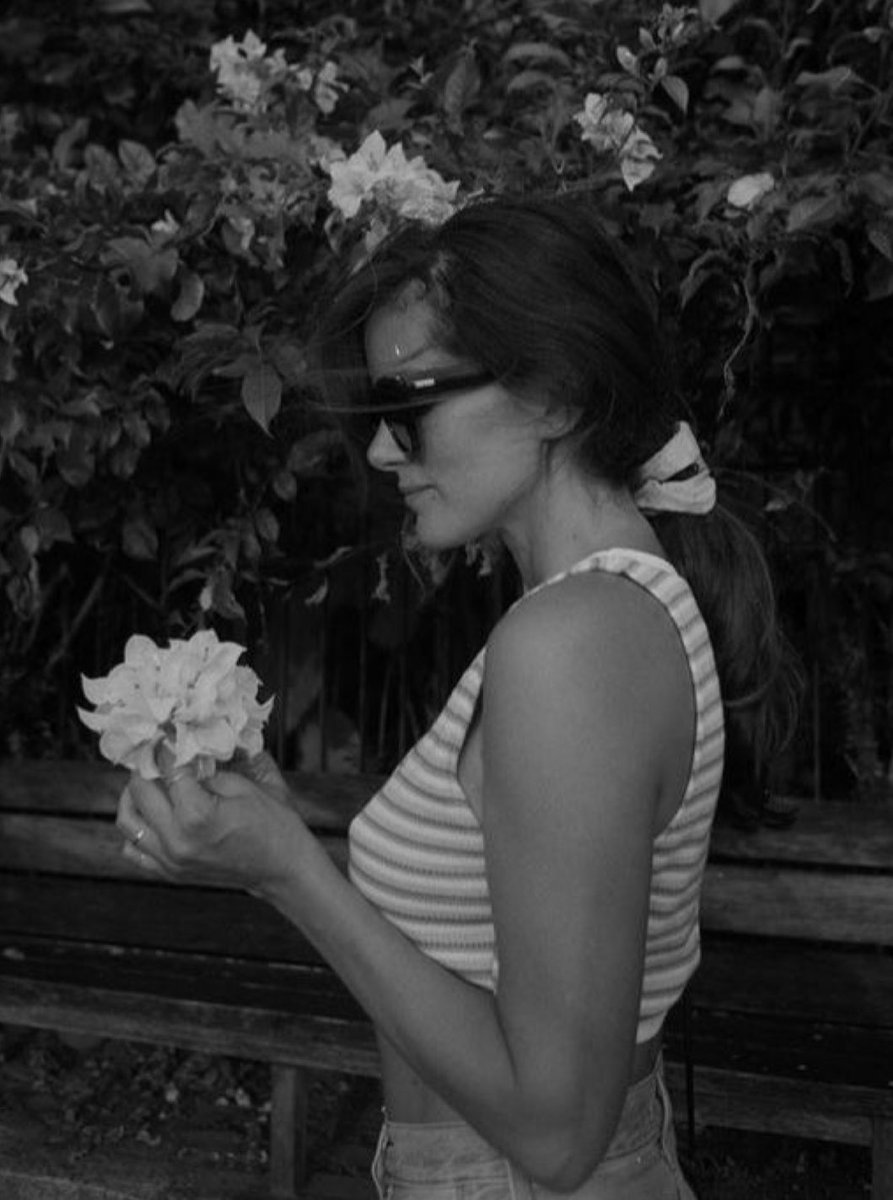 justspampi tweet media