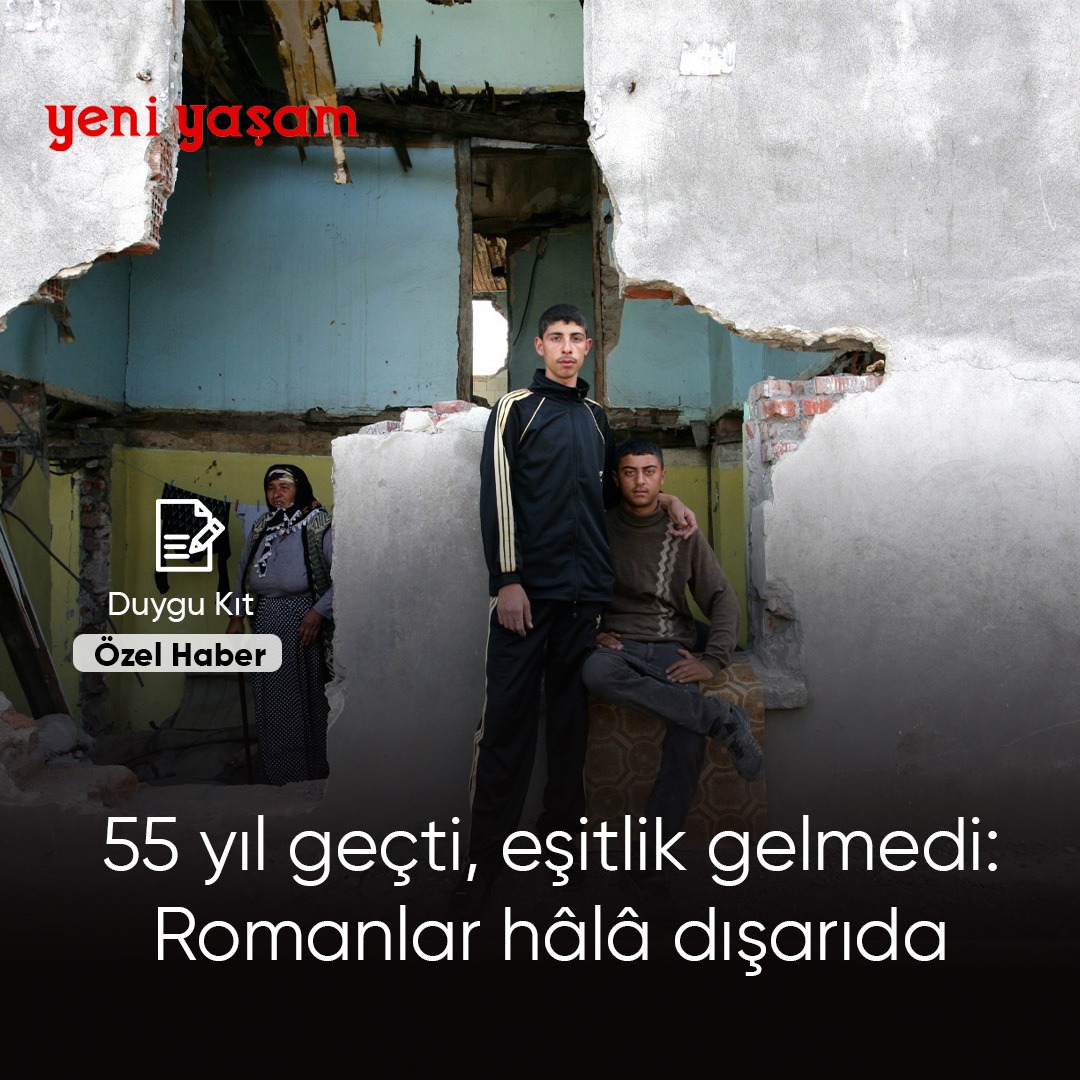 yeniyasamnews5's tweet photo. 📌8 Nisan Dünya Romanlar Günü’nde Romani Godi’den Nazar Zengi ile konuştuk:

▪️8 Nisan, bizim için yalnızca bir kutlama günü değil; hak, eşitlik ve adalet taleplerimizi daha güçlü, daha görünür ve daha örgütlü bir şekilde dile getirdiğimiz bir gündür

✍Duygu Kıt

https://t.co/u8saPBF66G