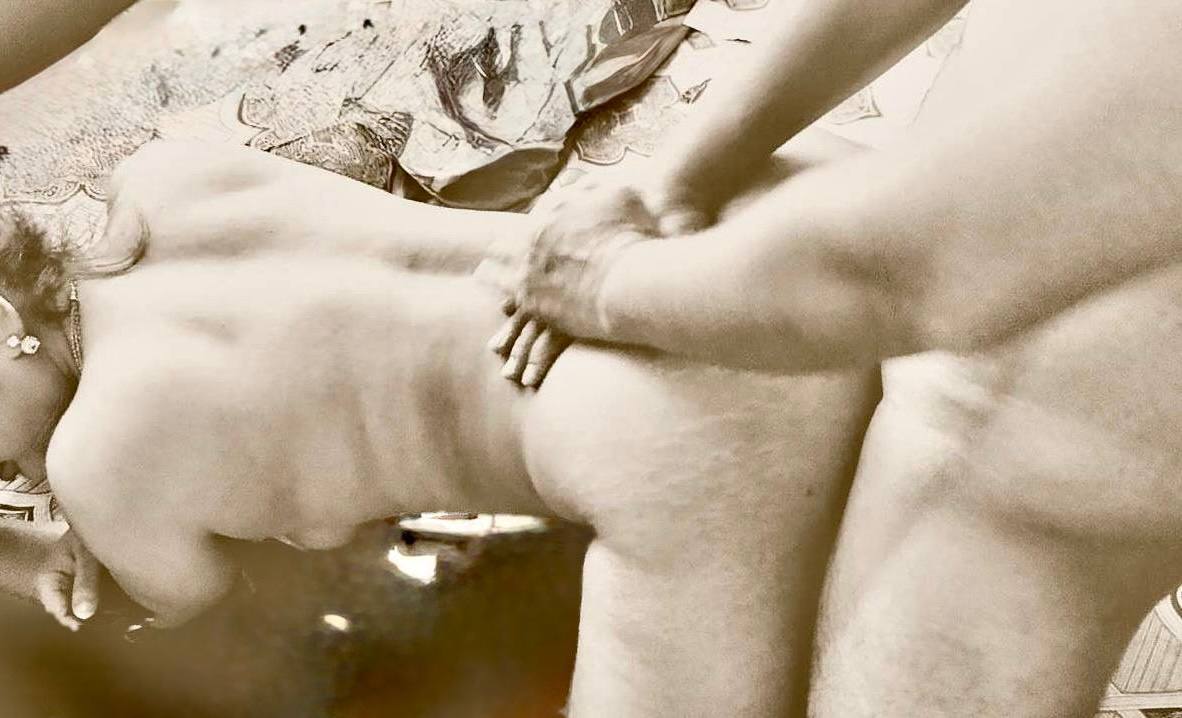 untamedmys's tweet photo. This time Maya was enjoying a thrilling stranger-fuck and Buno was enjoying the view sitting beside!

#Couple #threesome #hot https://t.co/7E7BMeMKV6
