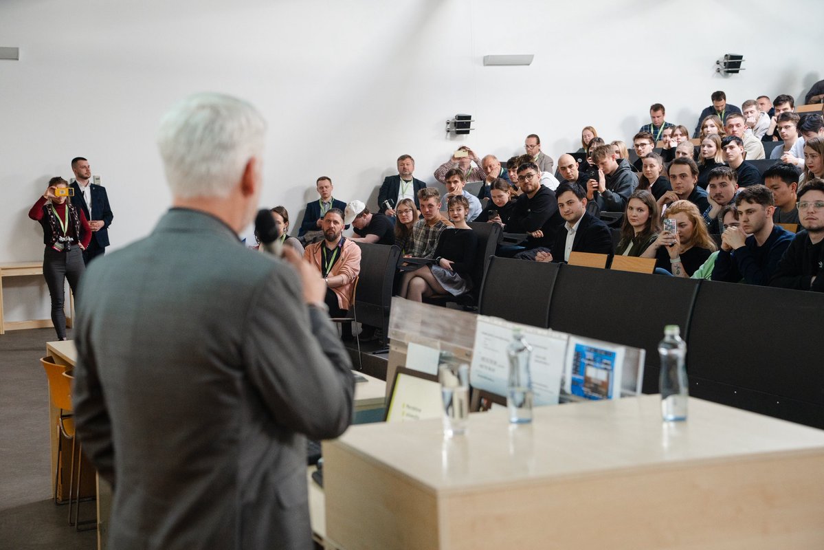 Petr Pavel tweet media