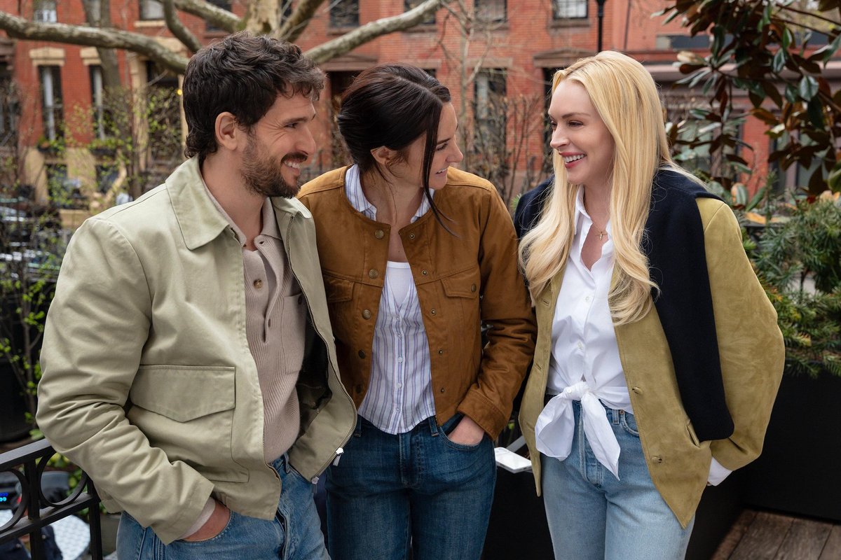 Lindsay Lohan shares new photos from the set of COUNT MY LIES with Kit Harington and Shailene Woodley:

"Careful what you believe 😉
Count My Lies is now in production 🎬 Coming soon! #countmylieshulu"