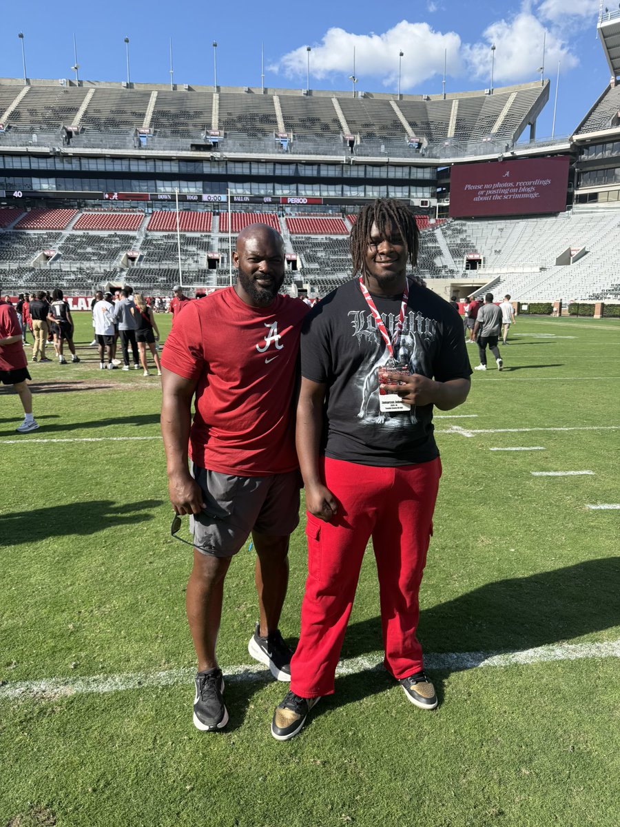 Mark John tweet media