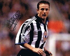 NufcMemorabilia's tweet image. Genuinely autographed Newcastle items from only £14.99 ⚫️⚪️

Cup winner, Entertainers, legends and cult heroes..Free UK post.

Buy them here:
✅ Web: buff.ly/avVi7Lu 
✅ eBay: buff.ly/YeXL32r   

#nufc #hwtl #entertainers #newcastle #toon #magpies