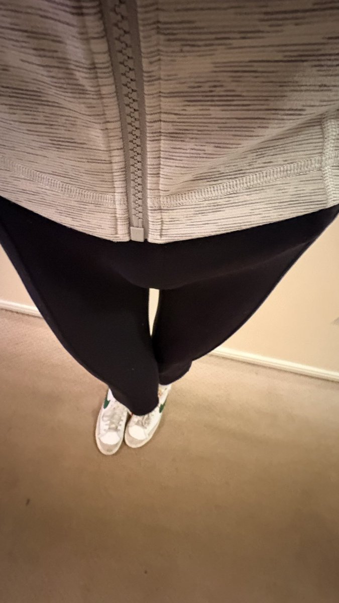 Intoodeep62's tweet photo. my outfit todayy!!
#tgirl #trans #lululemon #nsfwtwt #outfit https://t.co/kiYcWvePOo