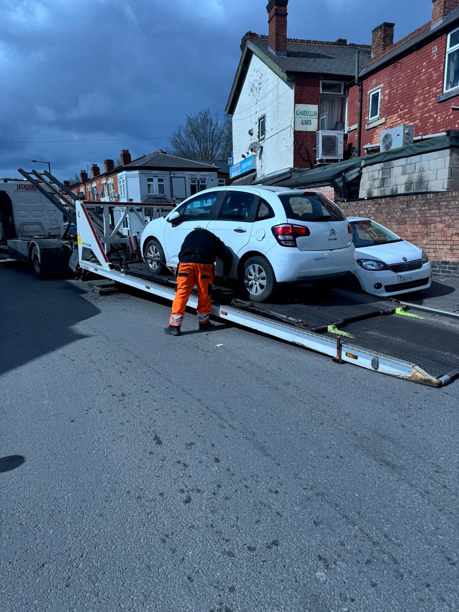 Springfield and Sparkhill Police tweet media