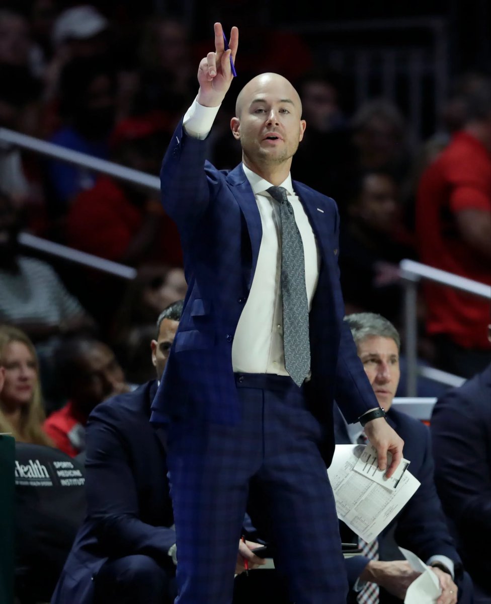 Nathan Hale tweet media