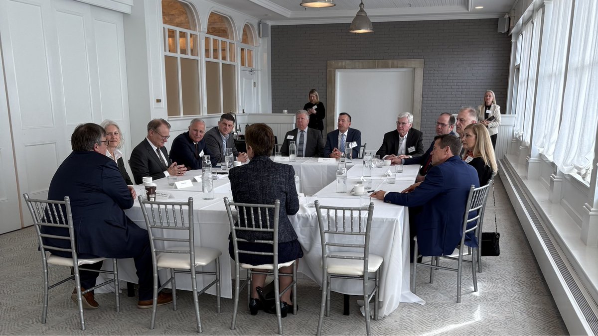 Congressman Brad Finstad tweet media