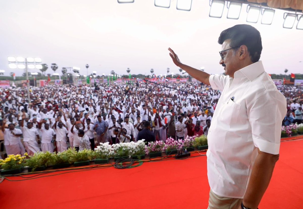 Dravidian_wing's tweet photo. @dmk_youthwing @mkstalin வாக்களிப்பீர் உதயசூரியன் 🌄
#ஸ்டாலின்_தொடரட்டும்‌ #தமிழ்நாடு_வெல்லட்டும் #DMK4TN #VoteForDMK #DMKWins2026 https://t.co/SYNXG9rN0h