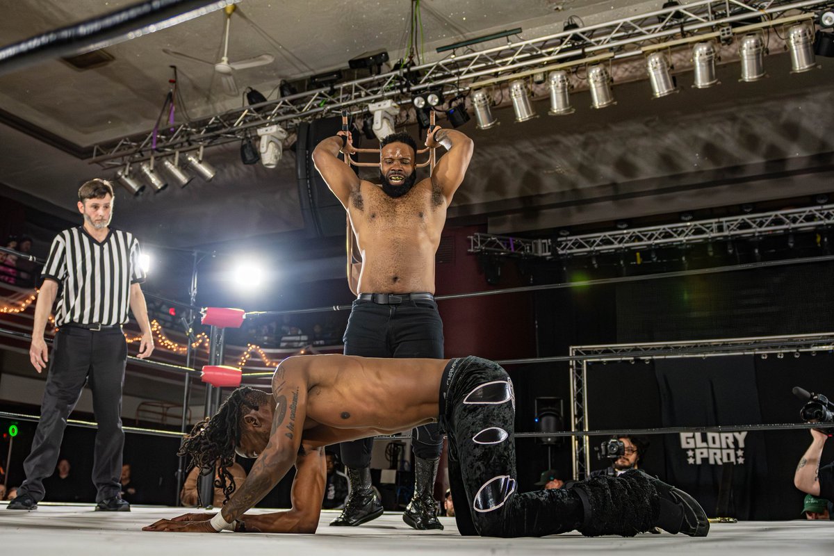 WeAreGloryPro's tweet photo. Easily the most personal and violent contest in Glory Pro history!

@TheReal_MOutlaw vs. @RahimSuede going to war in a Street Fight is available to watch for FREE on the latest episode of ASCEND ⬇️ https://t.co/vwG91cY7p6