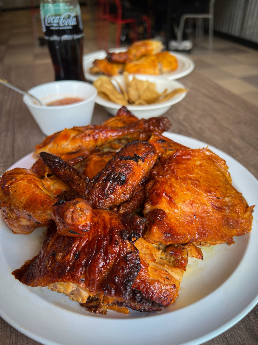 Pollo Pepe tweet media